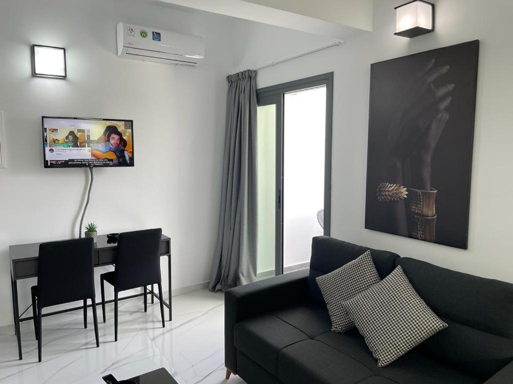 Giorgis Luxury Apartments アヤナパ エクステリア 写真
